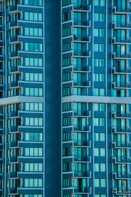 2014 - Vancouver - 2 Chairs
