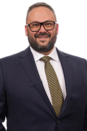 headshot of Chris Scott