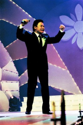 ��һ���^�������DƬ
 ============== 
2005�ЃS����Ⱥ��ҹ
