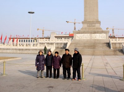 ��һ���^�������DƬ
 ============== 
���ĵ؎�
��������
